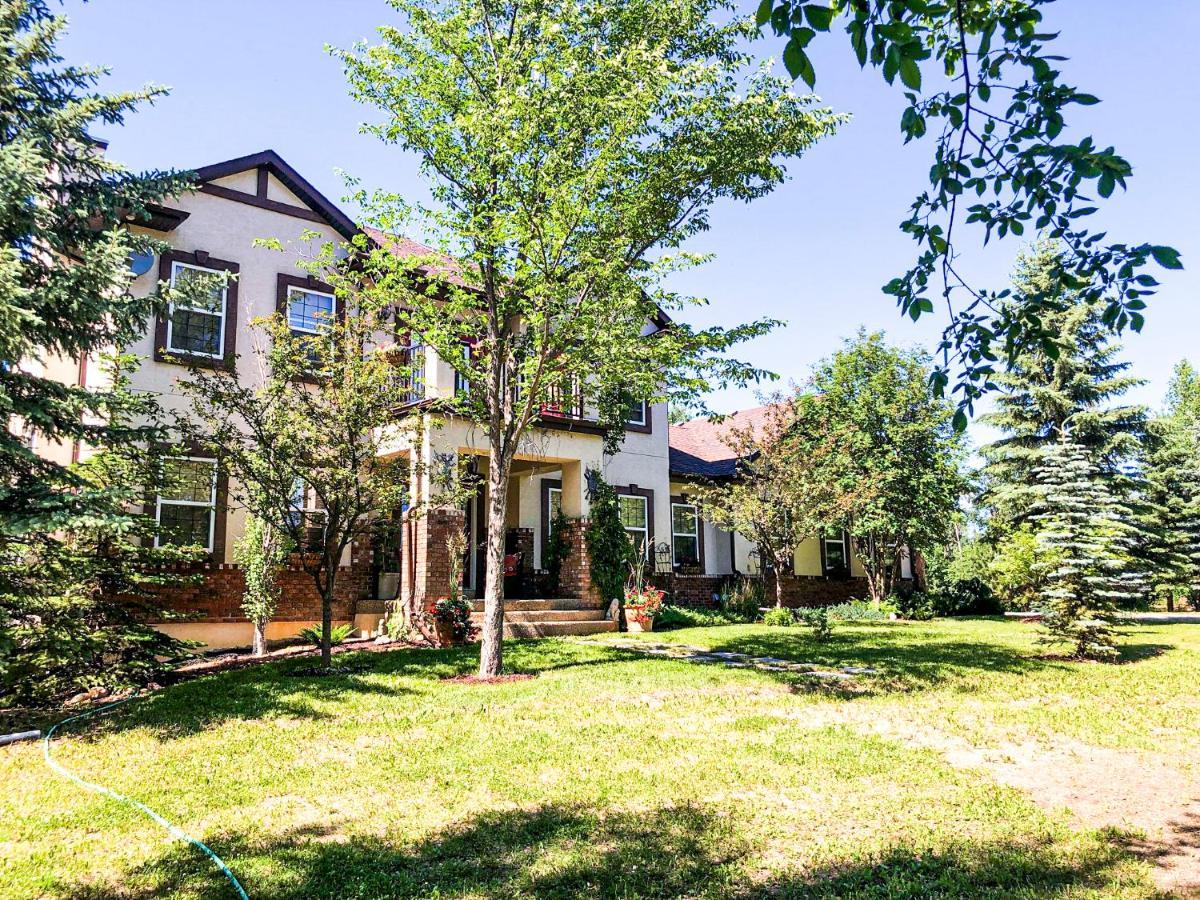 Wolf Creek Bed And Breakfast Ponoka 外观 照片